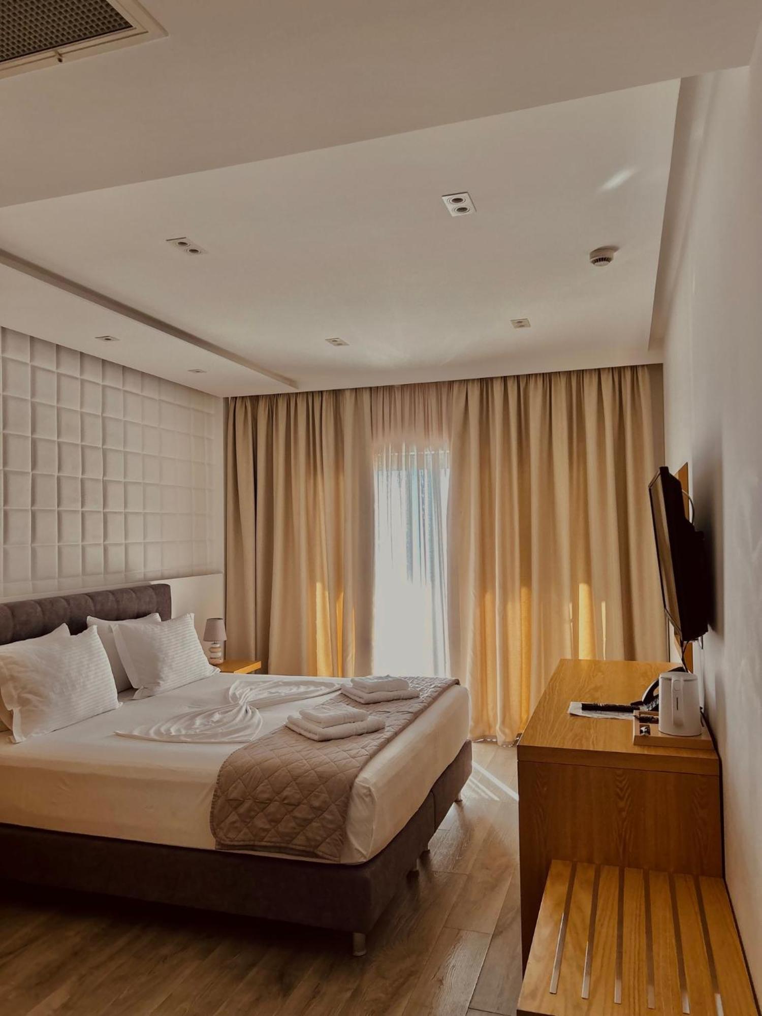 Hotel Sole Saranda Dış mekan fotoğraf