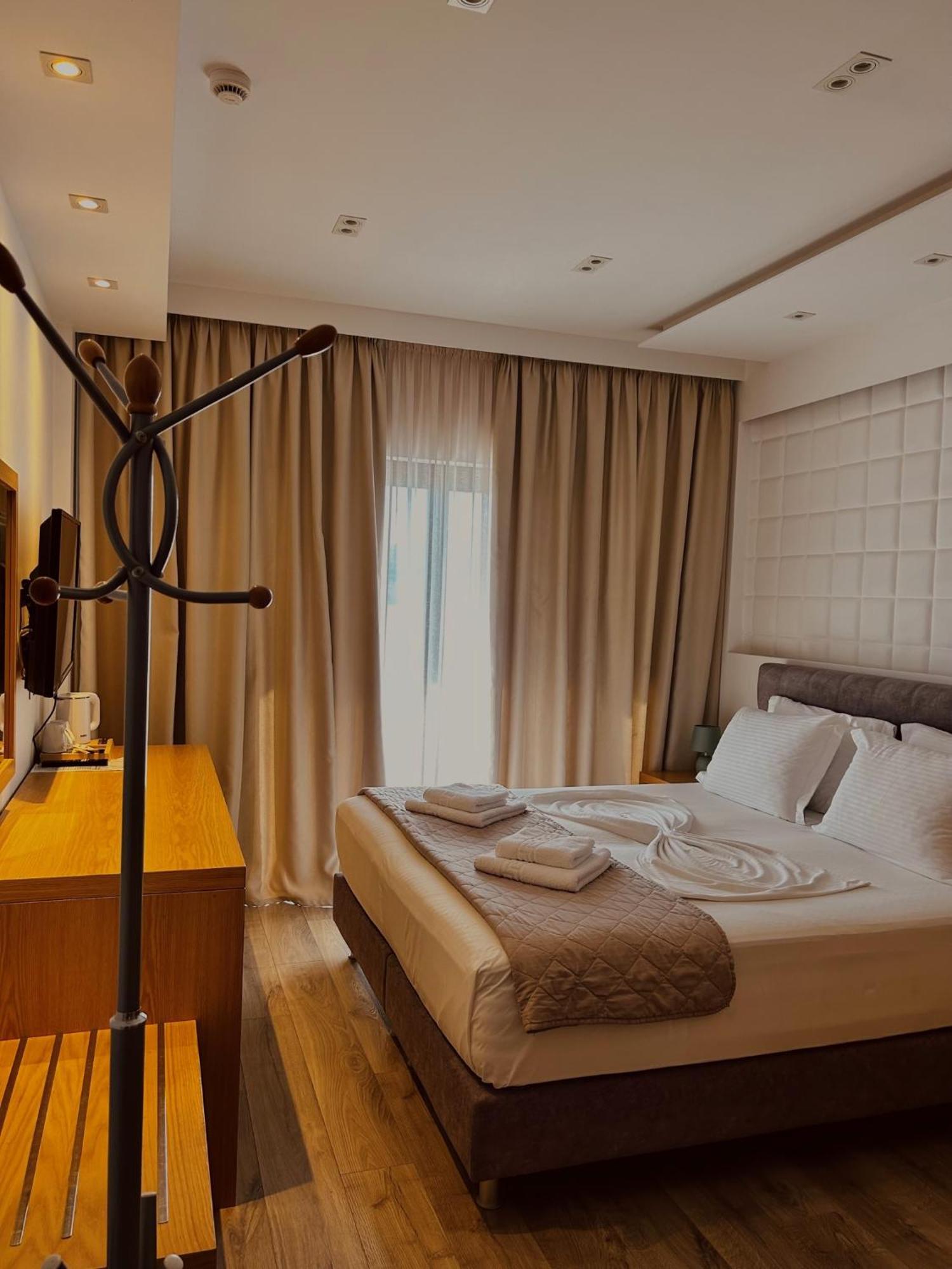 Hotel Sole Saranda Dış mekan fotoğraf